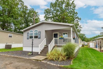 2002 Perilli Drive Telford PA 18969 - 1 SKY