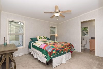 2002 Perilli Drive Telford PA 18969 - 20